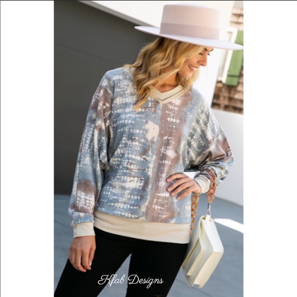 ❤️LAST 1! V Neck French Terry Tie Dye Mix Top! - Picture 9 of 13